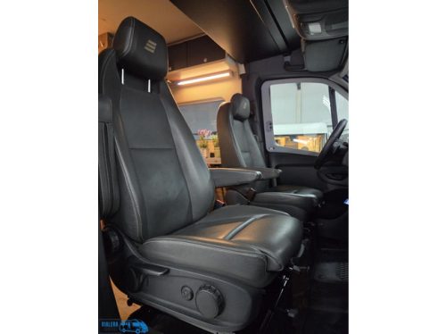 Hymer Grand Canyon S Crossover 4x4 *190pk Automaat* VOL!!! Foto: 16