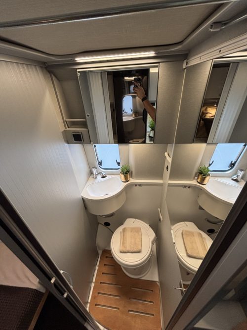 Hymer FREE 600 BREEDTEBED+HEFDAK 2023 Foto: 8