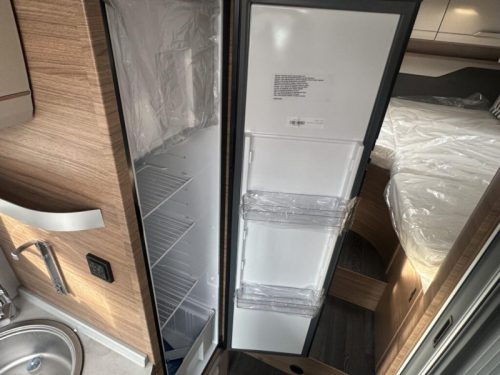 Knaus Van TI 640 MEG 177pk Volkswagen CE02 Foto: 7