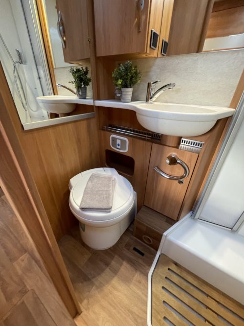 Hymer T 588 CL SINGLE BEDS AUTOMATIC BEARLOCK + CAMERA photo: 11