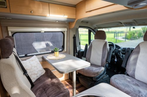 KNAUS R07 photo: 10