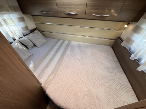 Chausson  Flash 614 Querbett+Hubbett DACHKLIMAANLAGE LUFTFEDERUNG  Foto: 2