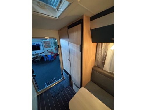 Knaus Sport en Fun 480 QL Mover Cassette awning photo: 12