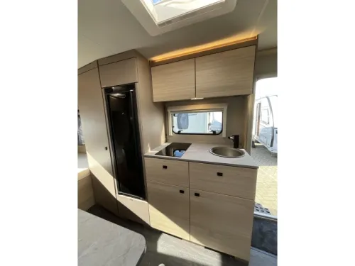 Weinsberg CaraLife 470 QDK BUNK BED-AIR CONDITIONING-LIGHTWEIGHT photo: 5