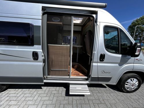 Karmann Davis 590 Transverse bed/2017/Euro6/Air conditioning photo: 6