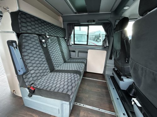 Westfalia Nugget Festdach/140PS/Klimaanlage/5-m Foto: 15