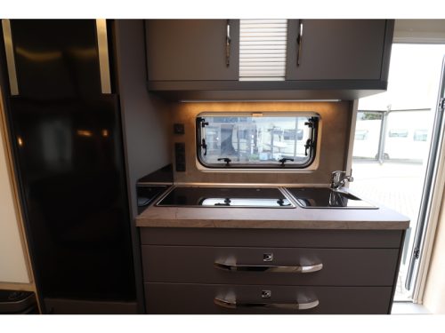Hobby De Luxe 490 KMF MODEL 2027 - 935  foto: 15