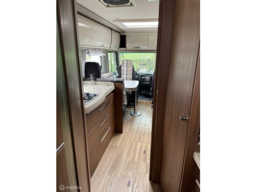 Niesmann+Bischoff Arto 79R Arto 79R Automatic(!!) Euro6 Single beds + Overhead cabinets Top condition 1st owner! photo: 20