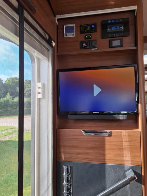 Niesmann bischoff Flair 880 LE photo: 11
