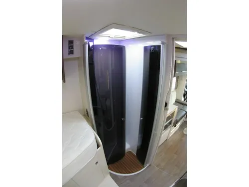 Chausson Welcome 747 GA Single beds, Pop-top roof. photo: 21
