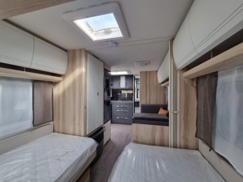 Hobby De Luxe 460 SL Foto: 17