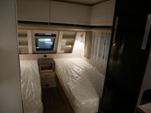 Hobby De Luxe 495 UL NOW AT VAN EIJK CARAVANS! photo: 8