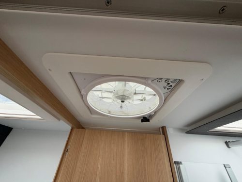 Adria Coral Plus 670 DL LEVEL/LITHIUM/OMVORMER Foto: 15