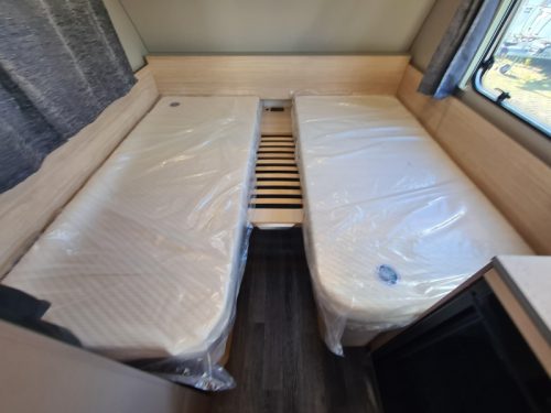 Weinsberg CaraLife 470 EU -2027-  foto: 18
