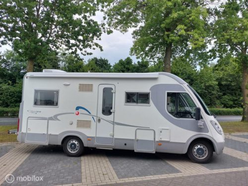 Adria Adria Vision I 677 SP 101dkm! NAP 2x Airco Pop-top roof 2x Solar panel photo: 4