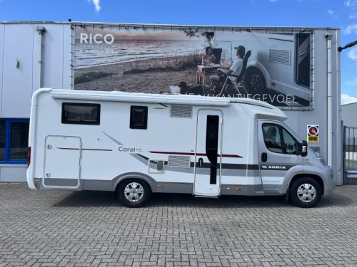 Adria Coral S 670 SL single beds/5 seat belts photo: 1