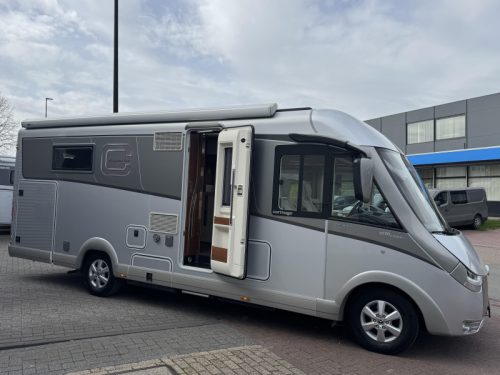 Carthago Chic C-Line I 5.0 QB Queensbed- Mercedes photo: 3