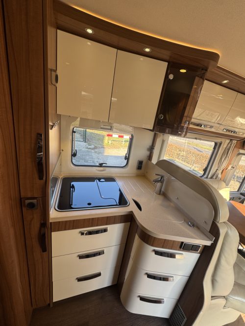 Hymer B680 Starline photo: 10