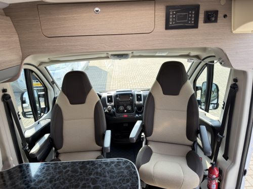 Chausson Twist 594 V 4-person photo: 8