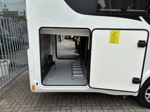 Benimar Tessoro 496 QUEENSBED + HEFBED AUTOMAAT ZONNEPANEEL  foto: 20