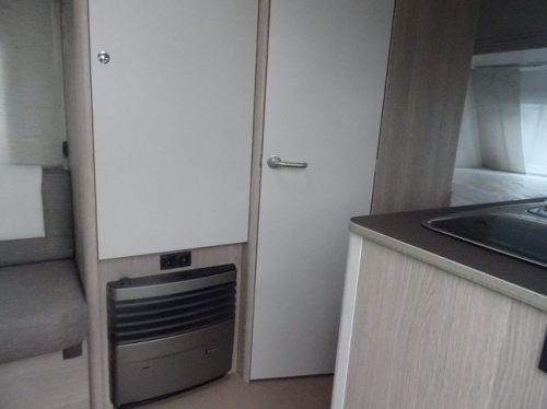 B&uuml;rstner Premio Life 430 TS photo: 14