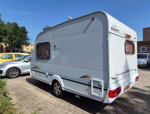 SWIFT 390/3 foto: 25