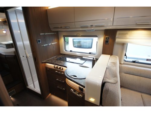 Hymer B 704 SL /Alde heating/Automatic photo: 5