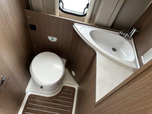 Carado CVE 640 single beds automatic photo: 9