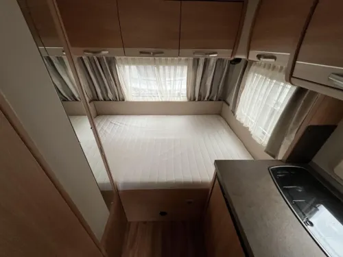 Knaus Sudwind 420 QD Panorama Markise Foto: 6