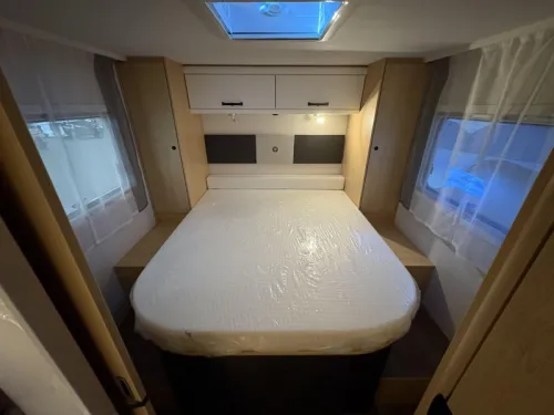 Sunlight T 69 LC without drop-down bed / automatic photo: 14