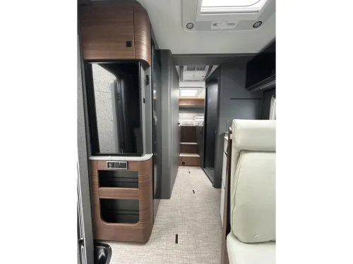 Hymer B-MC I 680  photo: 16