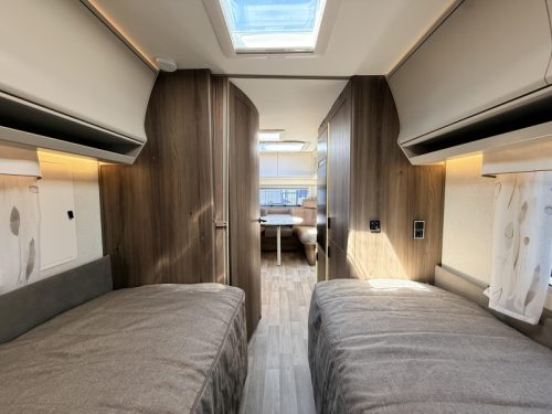 Kabe Royal 540 GLE  foto: 18