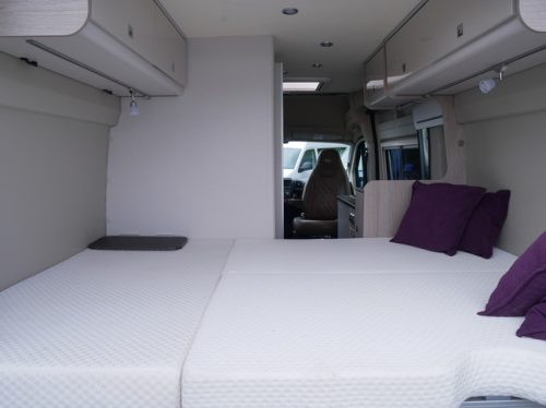 B&uuml;rstner Campeo C540, Camper van de 5,40 metros, &iexcl;&iexcl;cama transversal!! foto: 18