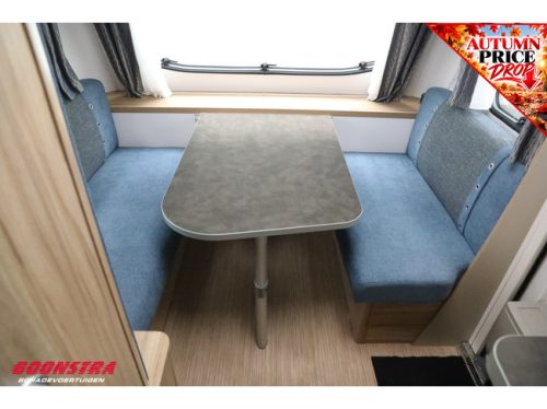 Eriba Nova Light 442 Elegance Awning Central kitchen Single beds LMV photo: 15