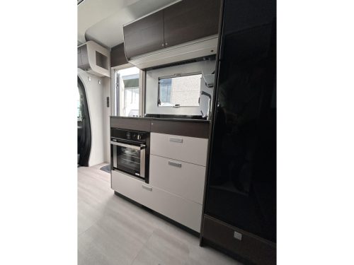 Adria Coral MB Supreme 650 SL SUPER COMPLETE photo: 10