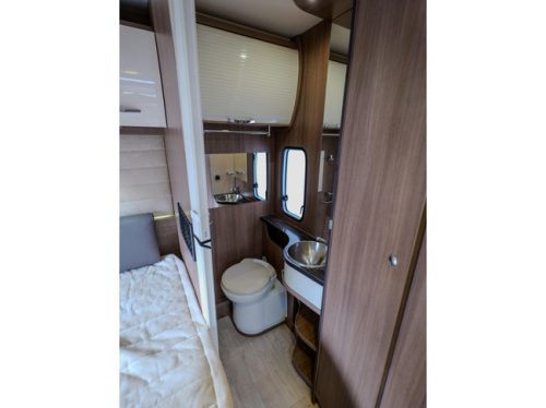 Chausson Titanium 69 TI FRENCH BED 2X AIR CONDITIONING LUXURY! photo: 19