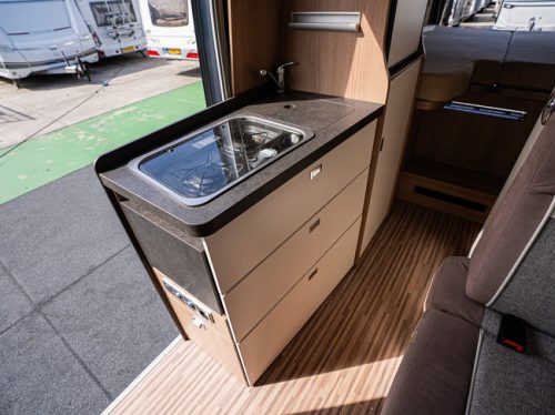 Malibu 640 LE / Free storage photo: 9