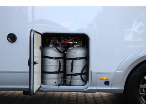 Adria Supersonic 890 LL Einzelbetten + Hubbett Foto: 15