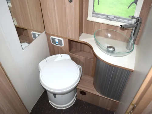 Adria Matrix Axess M 680 SL  photo: 16