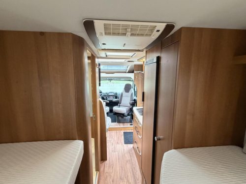 Knaus 650 MEG Platinum Single Beds Leveling System Lithium 2X Air Conditioning Solar Panel photo: 20