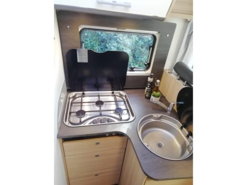 Sunlight T 68 with tow bar photo: 5