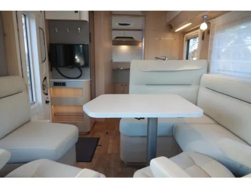 Hymer B-MC I 690 Bomvol optie! Foto: 15