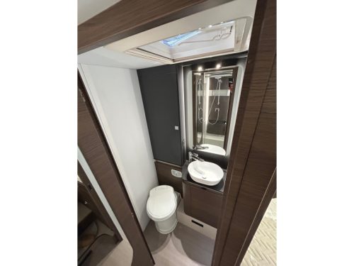 Adria Coral Supreme MB 670 SL Level airco alde  foto: 20