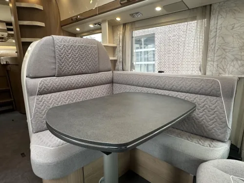 Carthago Malibu 490 I LE Upper cabinets, Lithium  photo: 12