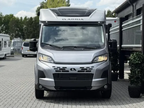 Adria Compact Supreme DL Face-to-face - Automatik Foto: 3