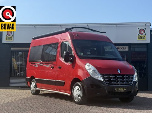 Renault Master automatic bus camper very luxurious conversion transverse bed air conditioning cruise control camera navigation awning solar panel maxxfan tow bar