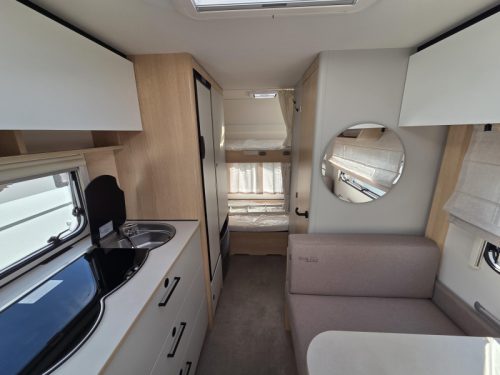 LMC Style Special 490 K - cama alta - mover foto: 10