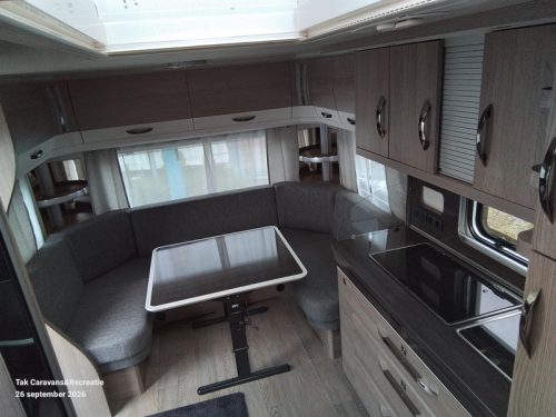 Hobby Prestige 560 UL Single beds+dinette photo: 9