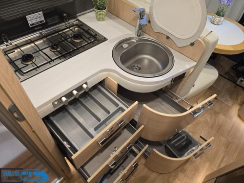 Hymer BMC-T 680 *170PS Automatik* Volle Luftfederung* VOLL! Foto: 19