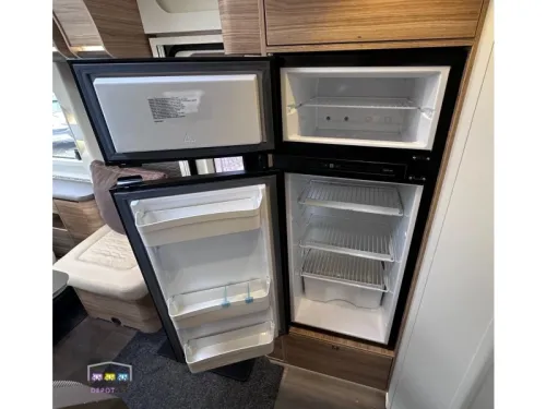 Adria Sonic I 700 SC very complete photo: 12